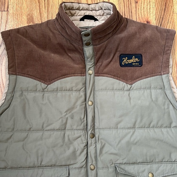 Howler Brothers Vest - Picture 2 of 14